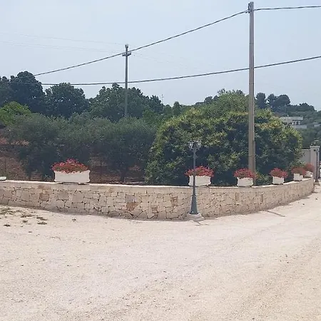 Clara * Alberobello