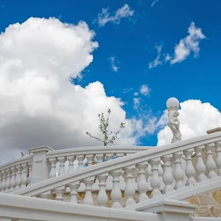 Villa Clara