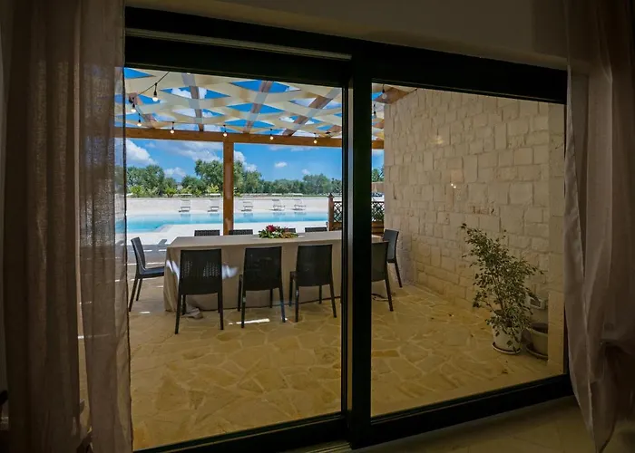 Clara * אלברובלו